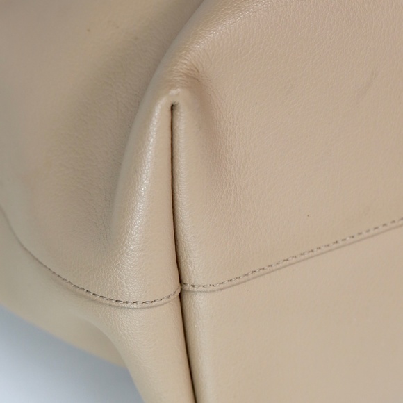 YSL Neverfull Bag - Picture 10 of 14